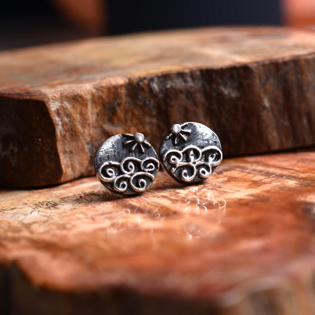 „Morgenbrise am Meer“-Ohrringe mit Sonne und Wellen aus 925er Silber – teilweise oxidiert im Boho-Stil | Art Diva