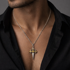 „Ornamentkreuz“-Anhänger aus 925er Silber – handgefertigtes Symbol für spirituelle Stärke und Schutz, Skulpturenschmuck im Boho- und rustikalen Stil | Art Diva