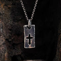 „Plakette mit Kreuz“ – Herren-Anhänger aus 925er Silber mit Stärke und Charakter | Art Diva