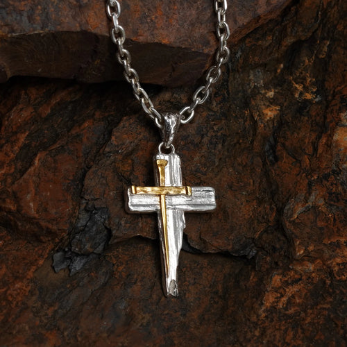 Massiver Kreuz-Anhänger für Herren aus 925er Silber – Symbol für Glauben und Entschlossenheit, handgefertigt | Art Diva