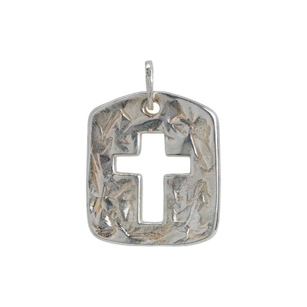 Massiver Herren-Kreuzanhänger aus 925er Silber mit ausgeschnittenem Kreuz – handpoliert, Schmuck im Boho- und rustikalen Stil | Art Diva