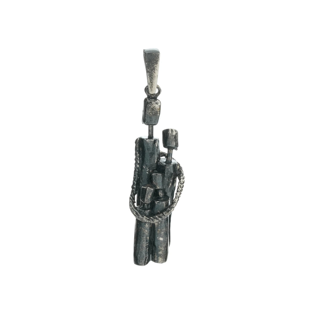„Familienzusammenhalt“ – Anhänger aus 925er Silber, Talisman für Einheit, Liebe und familiären Schutz, handgefertigter Skulpturenschmuck im Boho- und rustikalen Stil | Art Diva