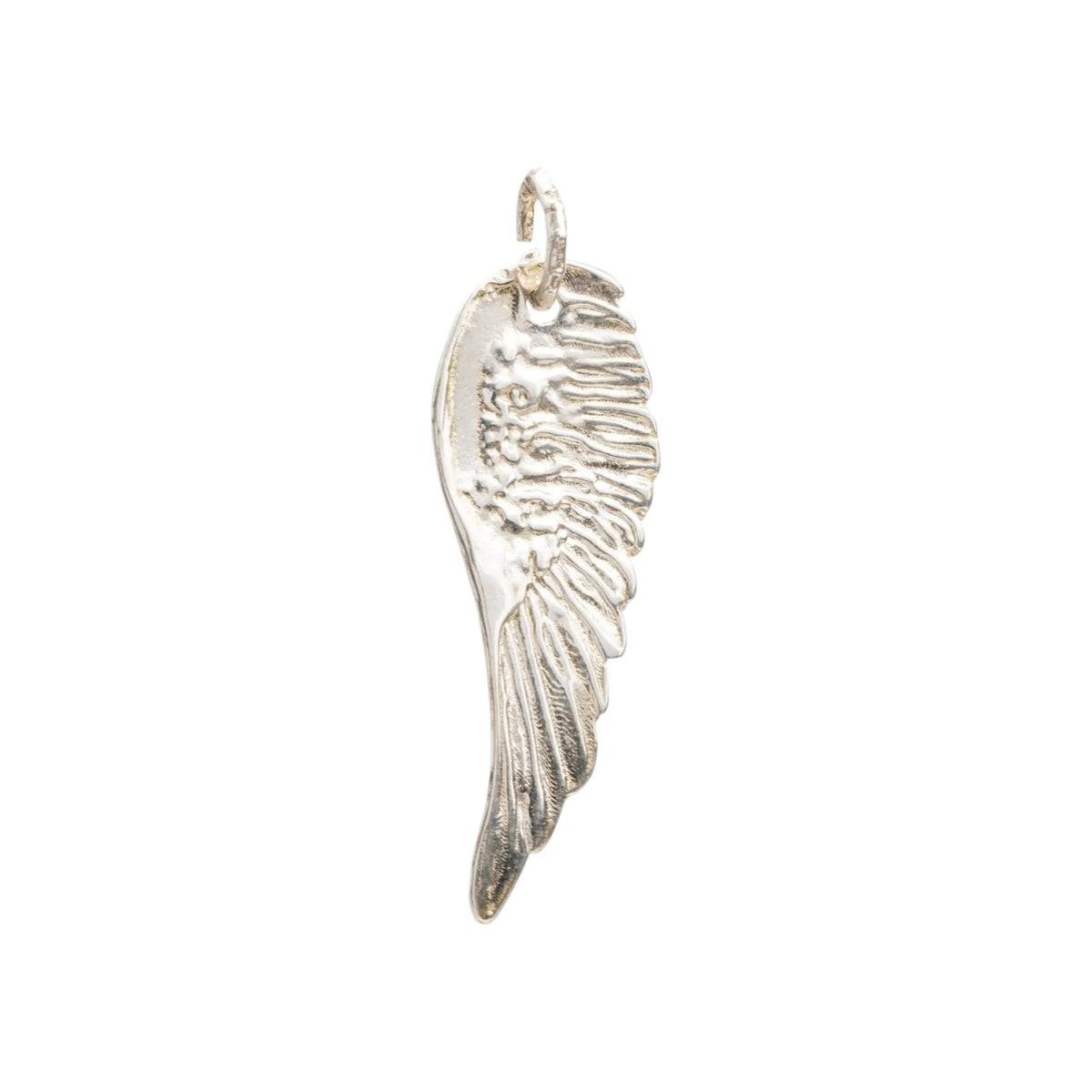 Engelsflügel-Anhänger aus 925er Silber – handgefertigter Skulpturenschmuck im Boho- und rustikalen Stil, Talisman für Schutz und spirituelle Kraft | Art Diva