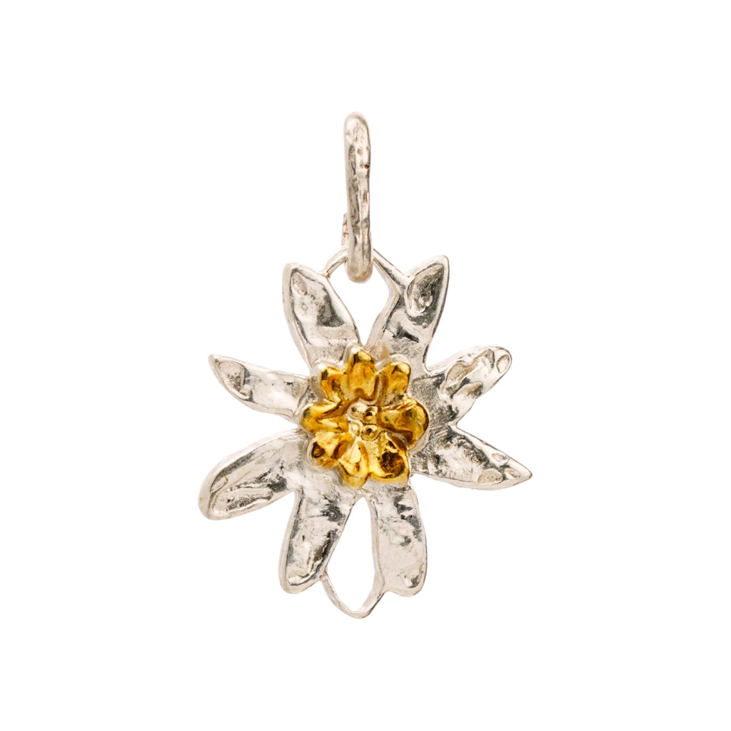 925er Silberelement „Edelweißblüte“ mit goldenen Akzenten – handgefertigter Boho-Talisman für Harmonie, skulpturales Schmuckstück und Geschenk für Mutter, Tochter oder Freundin | Art Diva