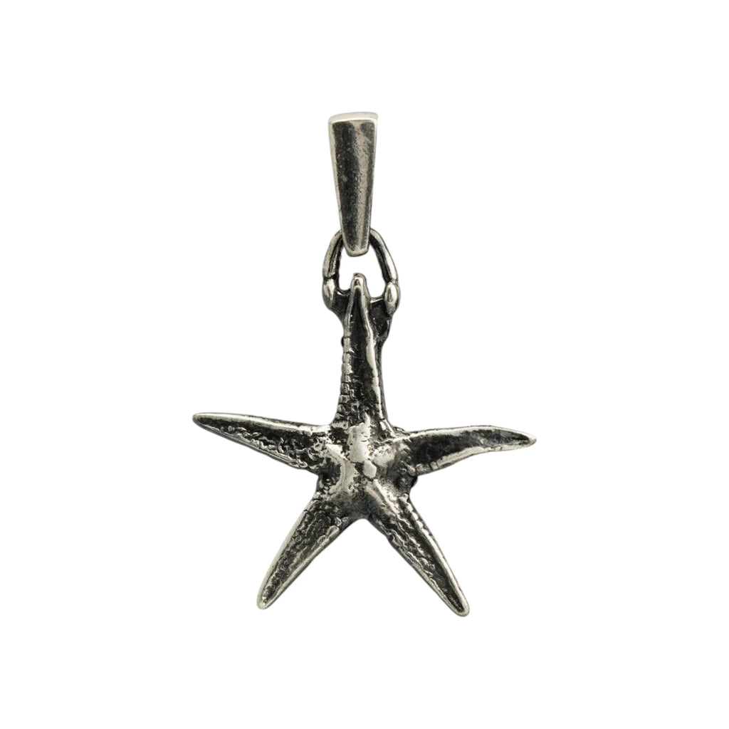 „Seestern“ – oxidierter Anhänger aus 925er Silber, Talisman für Glück und Gelassenheit, Skulpturenschmuck im Boho- und rustikalen Stil | Art Diva