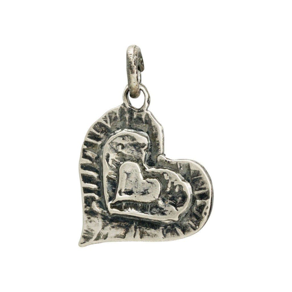 925er Silberschmuck – Anhänger „Mama, Papa und ich“, drei Herzen in einem | Handgefertigter Boho-Talisman für Liebe und Verbundenheit, skulpturales Schmuckstück | Art Diva