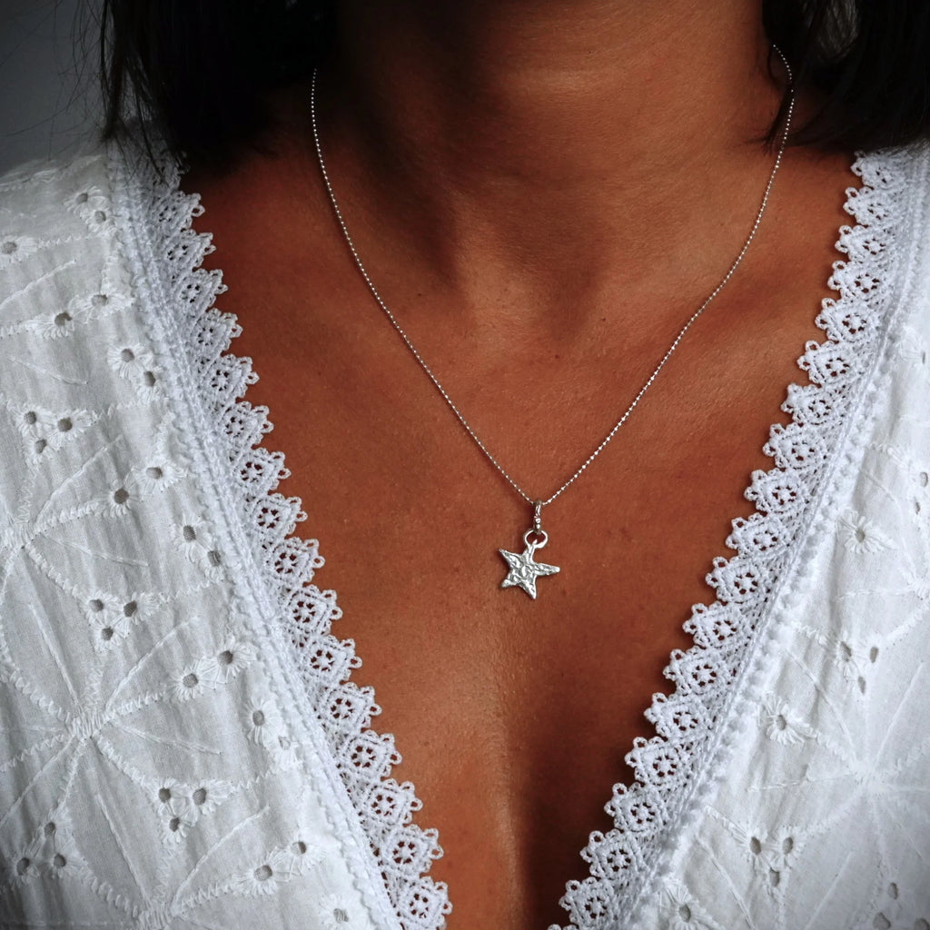 925er Silberanhänger „Stern“ – handgefertigter Boho-Talisman für Hoffnung, skulpturales Schmuckstück und Geschenk für Mutter, Tochter oder Freundin | Art Diva