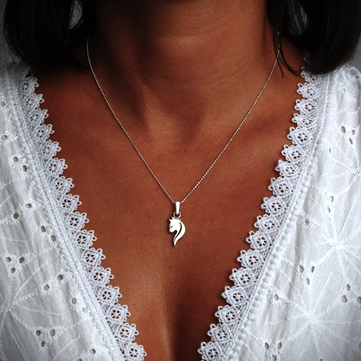 „Katze“ – Anhänger aus 925er Silber, Talisman für Intuition, Anmut und Schutz im Boho- und rustikalen Stil | Art Diva