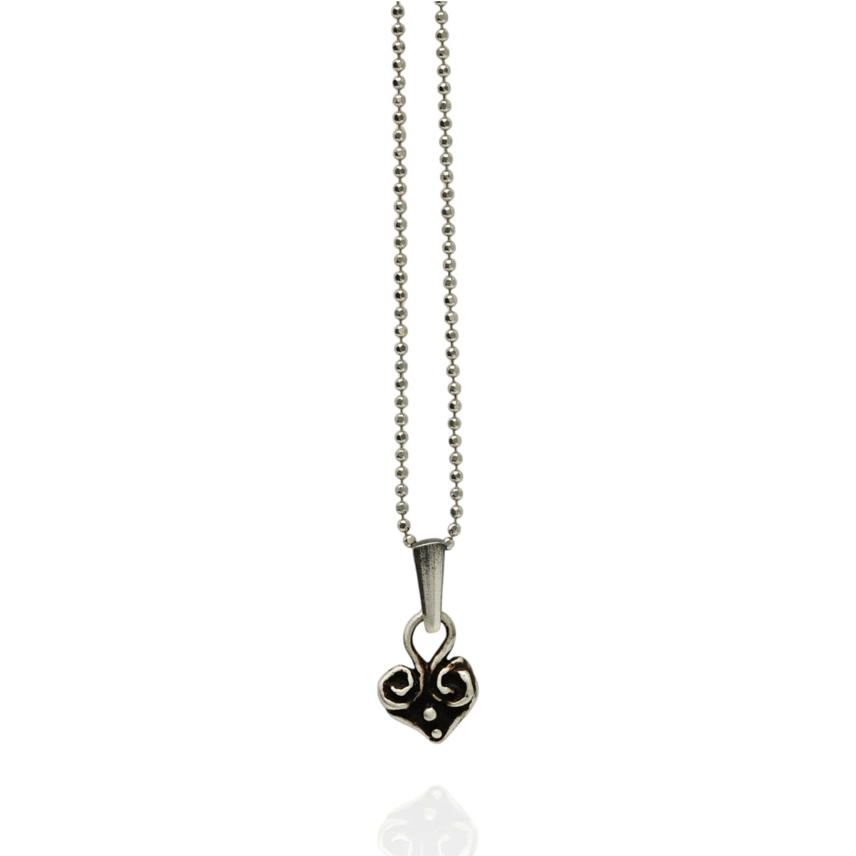 Herzanhänger aus 925er Silber – handgefertigter Liebestalisman und Skulpturenschmuck im Boho-Stil, ideales Geschenk für Mutter, Tochter oder Freundin | Art Diva