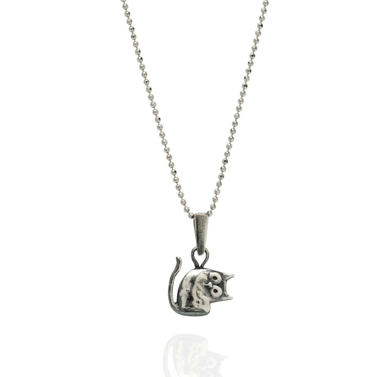„Pisana“ – oxidierter Katzen-Anhänger aus 925er Silber für Katzenliebhaber, Skulpturenschmuck im Boho- und rustikalen Stil | Art Diva