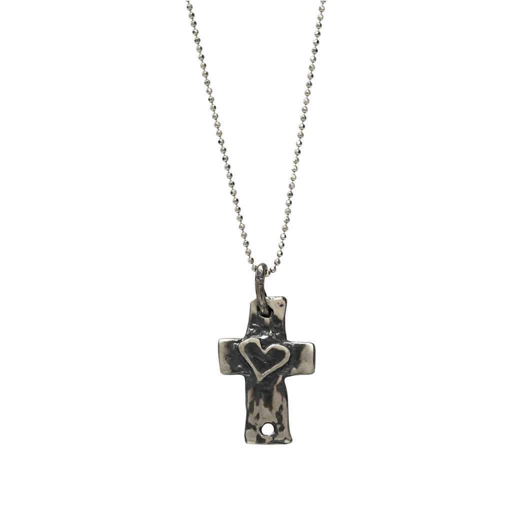 925er Silberanhänger „Kreuz mit Herz“ – handgefertigter Boho-Talisman für Glaube und Liebe, skulpturales Schmuckstück und Geschenk für Mutter, Tochter oder Freundin | Art Diva
