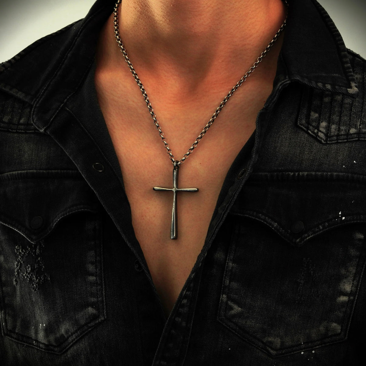 Großer langer Kreuz-Anhänger für Herren aus 925er Silber – Symbol für Glauben, Stärke und Schutz | Art Diva