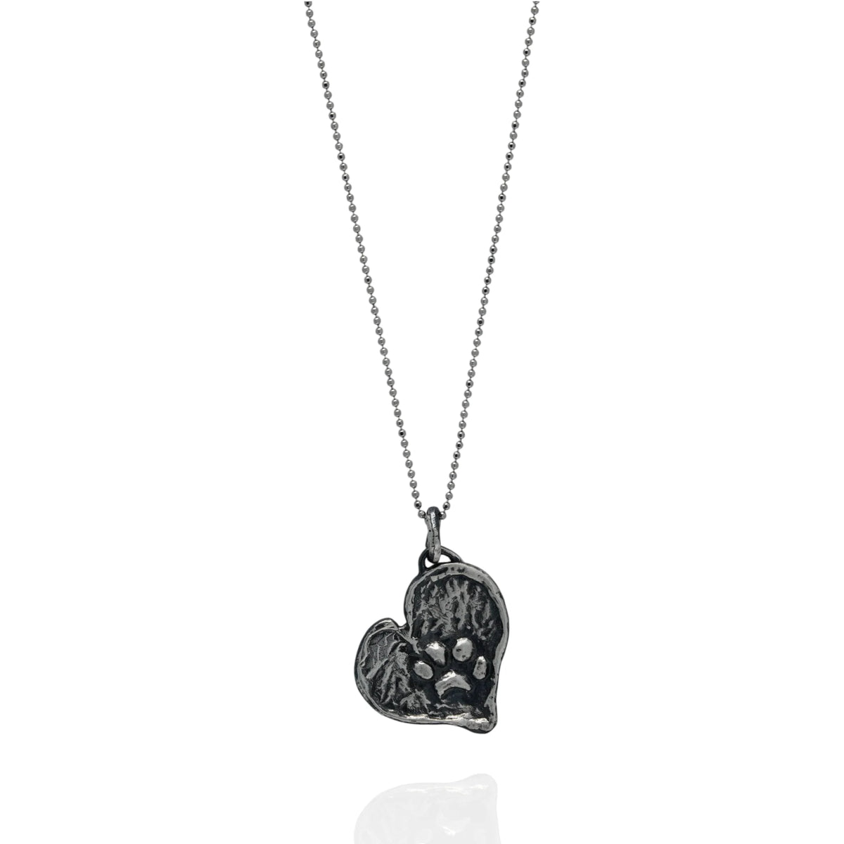 Herz-Anhänger mit Pfote aus 925er Silber – Talisman für Treue und Tierliebe, Schmuckstück im Boho- und rustikalen Stil für Hunde- und Katzenliebhaber | Art Diva