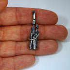 „Familienzusammenhalt“ – Anhänger aus 925er Silber, Talisman für Einheit, Liebe und familiären Schutz, handgefertigter Skulpturenschmuck im Boho- und rustikalen Stil | Art Diva