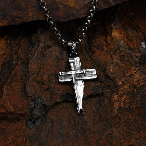 Massiver Kreuz-Anhänger für Herren aus 925er Silber – Symbol für Glauben und Entschlossenheit, handgefertigt | Art Diva