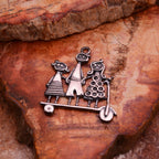 „Gemeinsam voran“-Anhänger aus 925er Silber – Talisman für Geschwisterliebe, handgefertigter skulpturaler Schmuck im Boho-Rustik-Stil | Art Diva