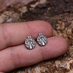„Marienkäfer“-Mini-Ohrstecker aus 925er Silber – teilweise oxidiert im Vintage-Stil | Art Diva