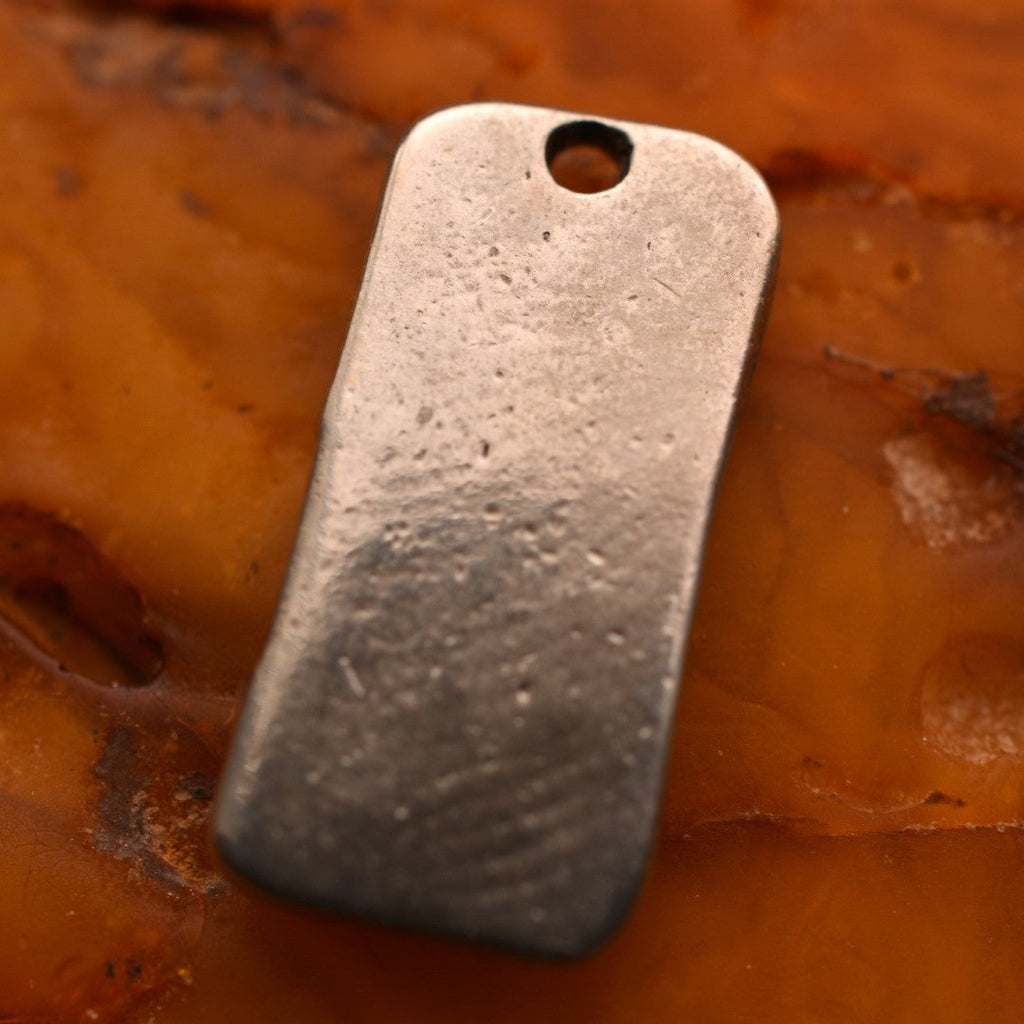 „Vogelpaar“-Anhänger aus 925er Silber – Talisman für Liebe, Zärtlichkeit und Harmonie, oxidierter Skulpturenschmuck im Boho- und rustikalen Stil | Art Diva