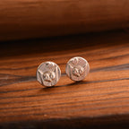 „Kätzchen mit Herz“-Ohrringe aus 925er Silber – hochglanzpolierter skulpturaler Schmuck im Boho-Stil | Art Diva