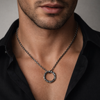„Kreis“-Anhänger für Herren aus 925er Silber – handgefertigter Talisman für Stärke und Balance, Skulpturenschmuck im Boho- und rustikalen Stil | Art Diva