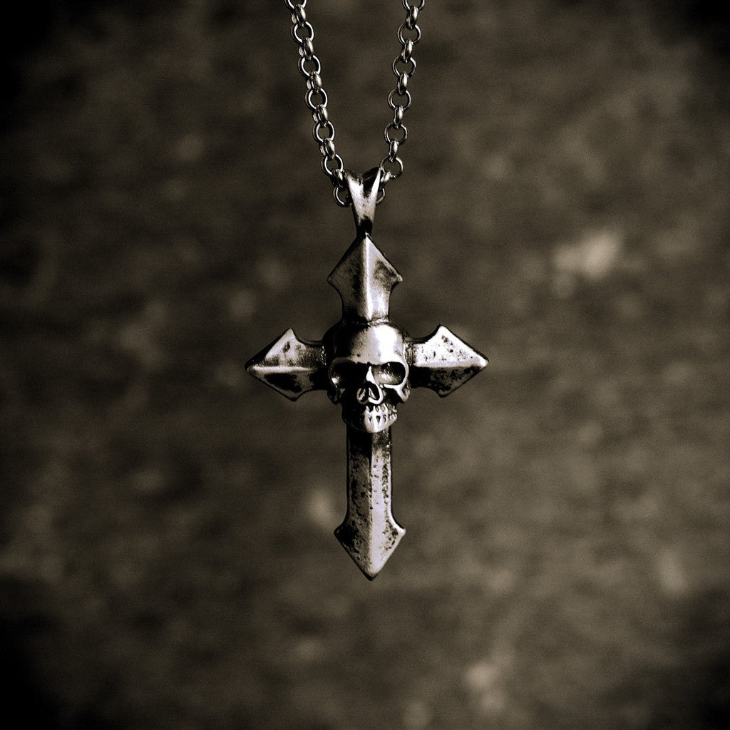 „Memento Mori“-Kreuzanhänger für Herren aus 925er Silber – Symbol für Tod und Ewigkeit | Art Diva