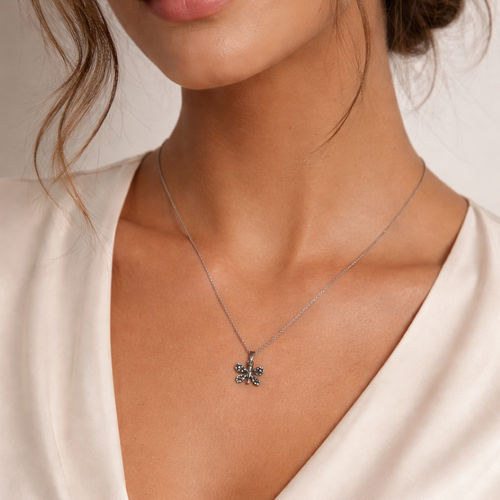 925er Silberanhänger „Kleiner Schmetterling“ – handgefertigter Boho-Talisman für Wandel und Leichtigkeit, skulpturales Schmuckstück und Geschenk für Mutter, Tochter oder Freundin | Art Diva