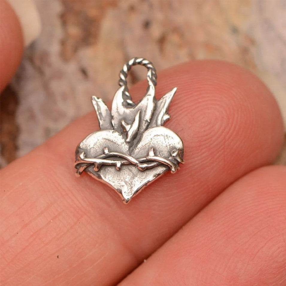 Anhänger „Heiligstes Herz“ aus 925er Silber – christlicher Talisman für Glauben und Schutz | Art Diva