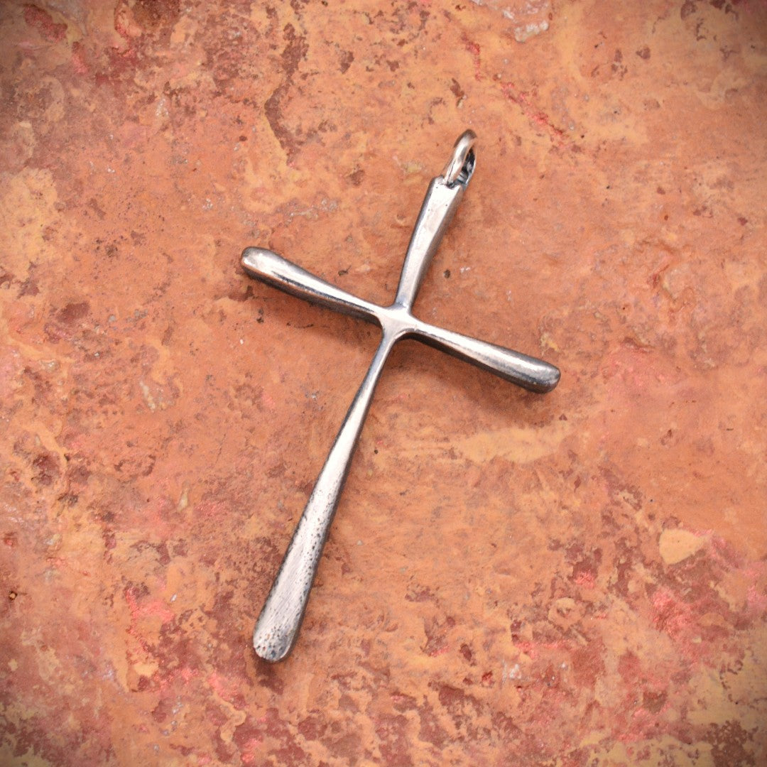 Großer langer Kreuz-Anhänger für Herren aus 925er Silber – Symbol für Glauben, Stärke und Schutz | Art Diva