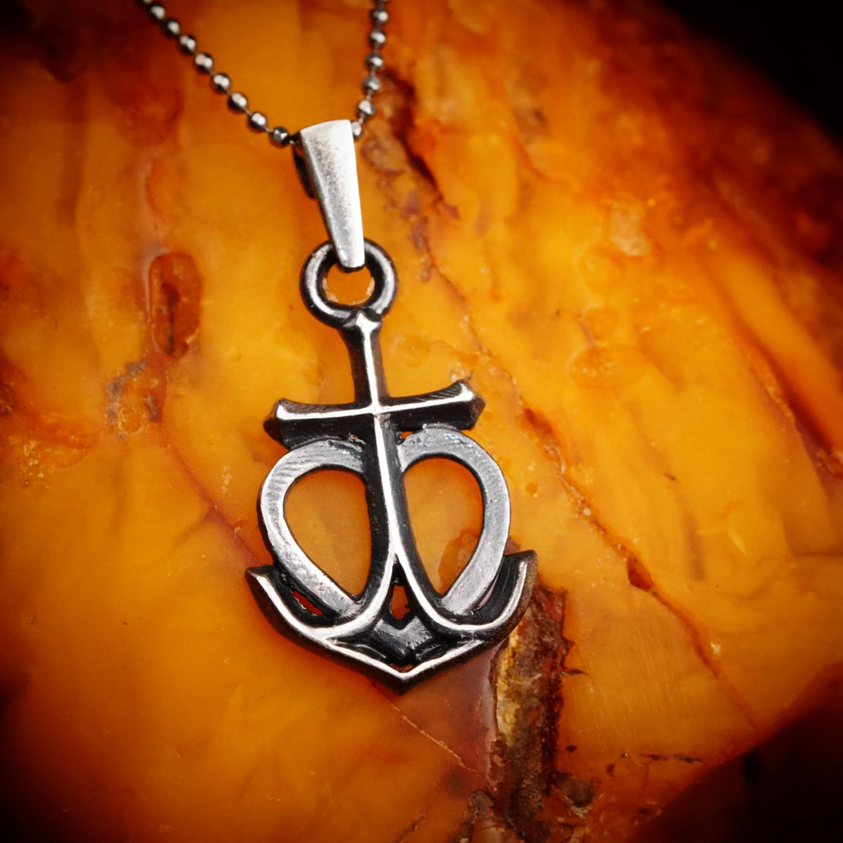 „Glaube • Hoffnung • Liebe“-Anhänger aus 925er Silber – maritimer Talisman, Skulpturenschmuck im Boho- und rustikalen Stil | Art Diva