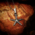 „Seestern“ – oxidierter Anhänger aus 925er Silber, Talisman für Glück und Gelassenheit, Skulpturenschmuck im Boho- und rustikalen Stil | Art Diva