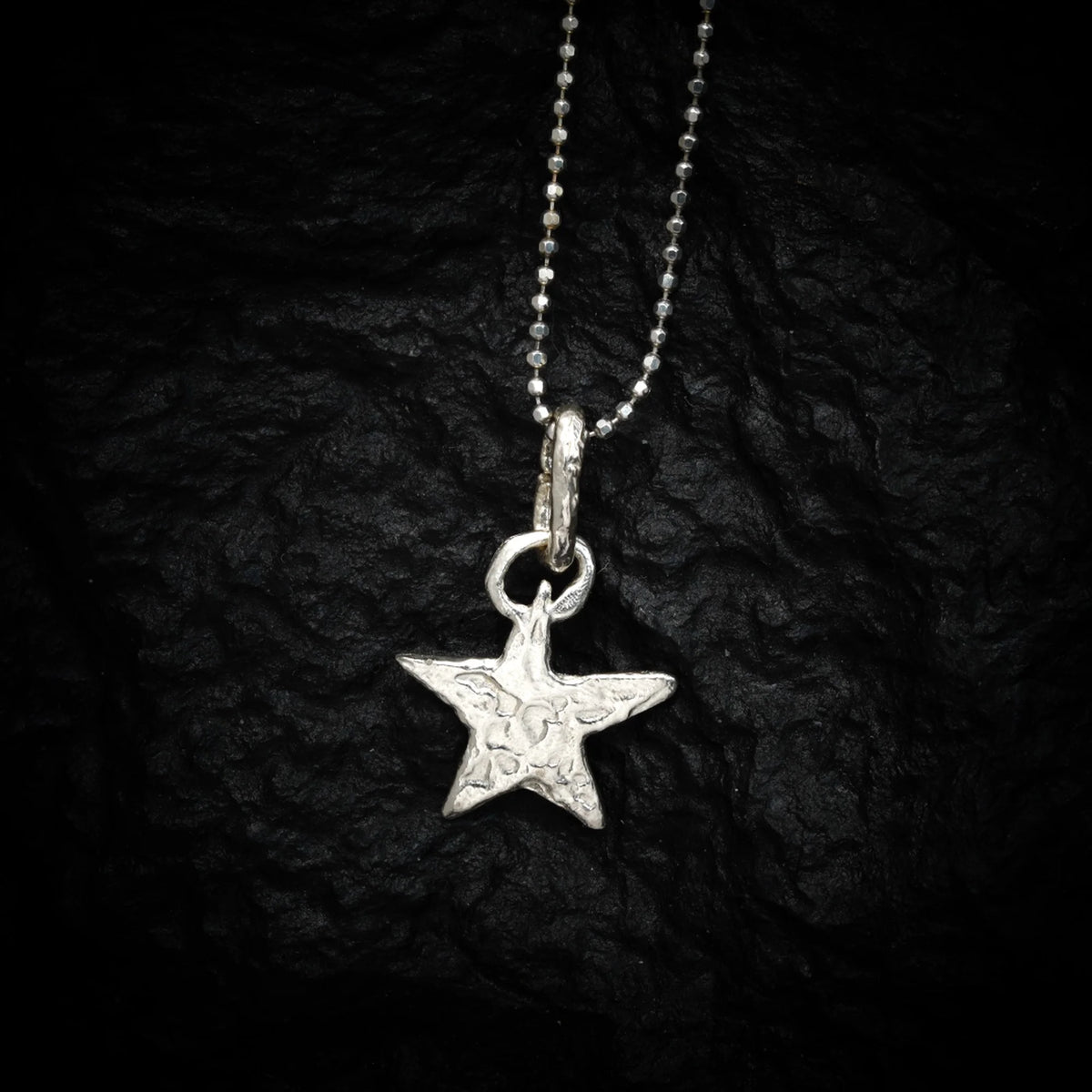 925er Silberanhänger „Stern“ – handgefertigter Boho-Talisman für Hoffnung, skulpturales Schmuckstück und Geschenk für Mutter, Tochter oder Freundin | Art Diva