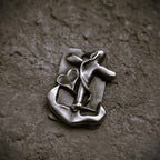 „Glaube, Hoffnung und Liebe“-Anhänger für Herren aus 925er Silber – handgefertigter Skulpturenschmuck im Boho- und rustikalen Stil | Art Diva