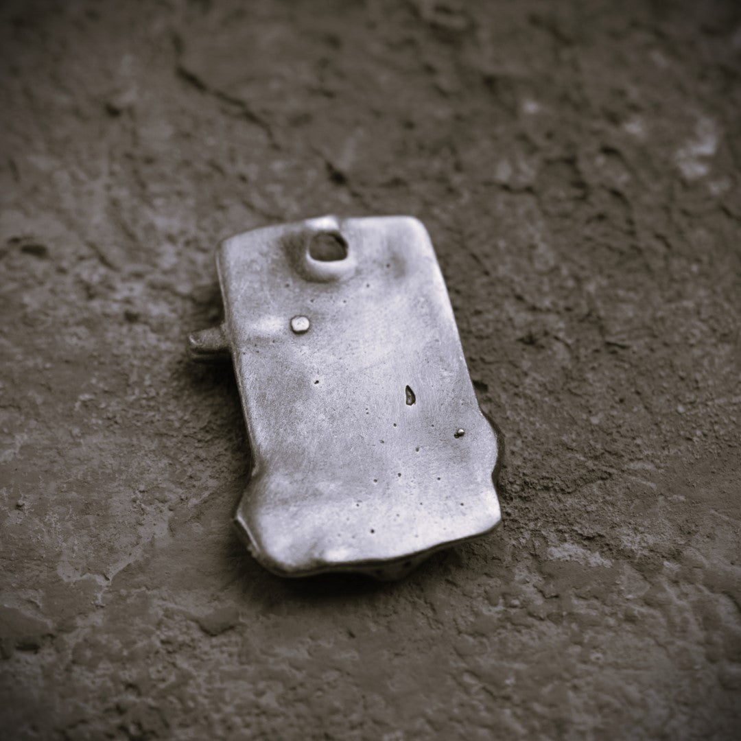 „Glaube, Hoffnung und Liebe“-Anhänger für Herren aus 925er Silber – handgefertigter Skulpturenschmuck im Boho- und rustikalen Stil | Art Diva