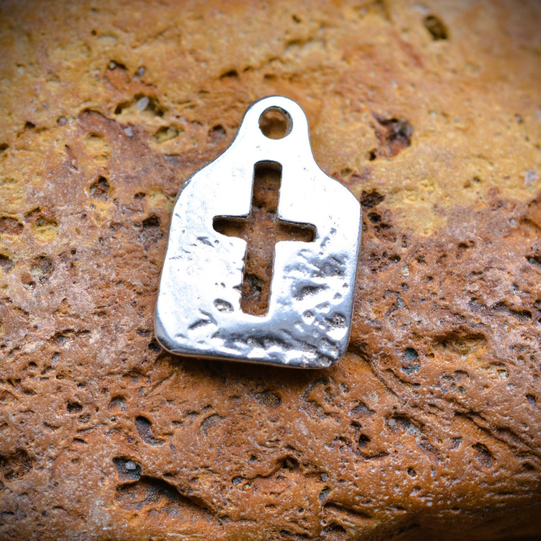Kleiner Kreuz-Anhänger für Herren aus 925er Silber – minimalistisches, künstlerisches Design | Art Diva