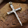 Kreuz-Anhänger für Herren aus 925er Silber mit goldfarbenen Akzenten – Boho- und rustikales Design | Art Diva