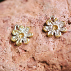 925er Silberanhänger „Blume“ – handgefertigter Boho-Talisman für Harmonie, skulpturales Schmuckstück und Geschenk für Mutter, Tochter oder Freundin | Art Diva