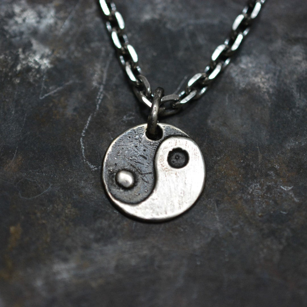 „Yin und Yang“-Anhänger für Herren aus 925er Silber – Symbol für Gleichgewicht und Harmonie | Art Diva