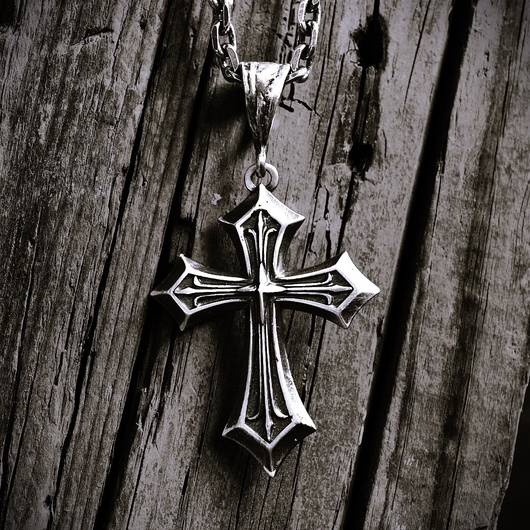 „Kreuz des Glaubens“-Anhänger für Herren aus 925er Silber – groß und massiv, Symbol für spirituelle Stärke und Schutz | Art Diva