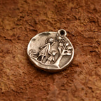 „Mutter und Kind“ – handgefertigter Anhänger aus 925er Silber, Talisman für Liebe und familiäre Verbundenheit, skulpturaler Schmuck im Boho-Stil | Art Diva