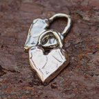 „Kleines Herz“-Liebesanhänger aus 925er Silber – Talisman für Liebe und Verbundenheit, handgefertigt im Boho-Stil | Art Diva