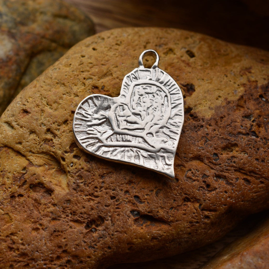 925er Silberanhänger „Mama, Papa und ich“ mit goldenen Akzenten | Amulett und Talisman für Liebe und familiäre Verbundenheit | Art Diva