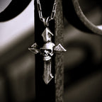 „Memento Mori“-Kreuzanhänger für Herren aus 925er Silber – Symbol für Tod und Ewigkeit | Art Diva