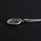 „Memento Vivere“-Rosen-Anhänger aus 925er Silber – handgefertigter skulpturaler Kunstschmuck als Talisman für Liebe, Schönheit und Vergänglichkeit | Art Diva