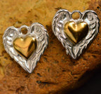 „Herz mit Engelsflügeln“-Anhänger aus 925er Silber mit goldfarbenem Akzent – handgefertigter Talisman für Schutz und Liebe im Boho-, Kunst- und rustikalen Stil | Art Diva