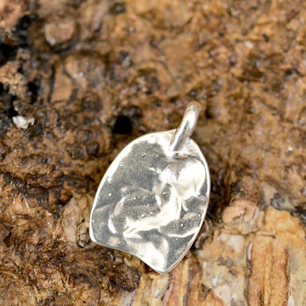 „Familie“-Anhänger aus 925er Silber mit goldfarbenen Akzenten – Talisman für Liebe, Zusammenhalt und Schutz | Art Diva
