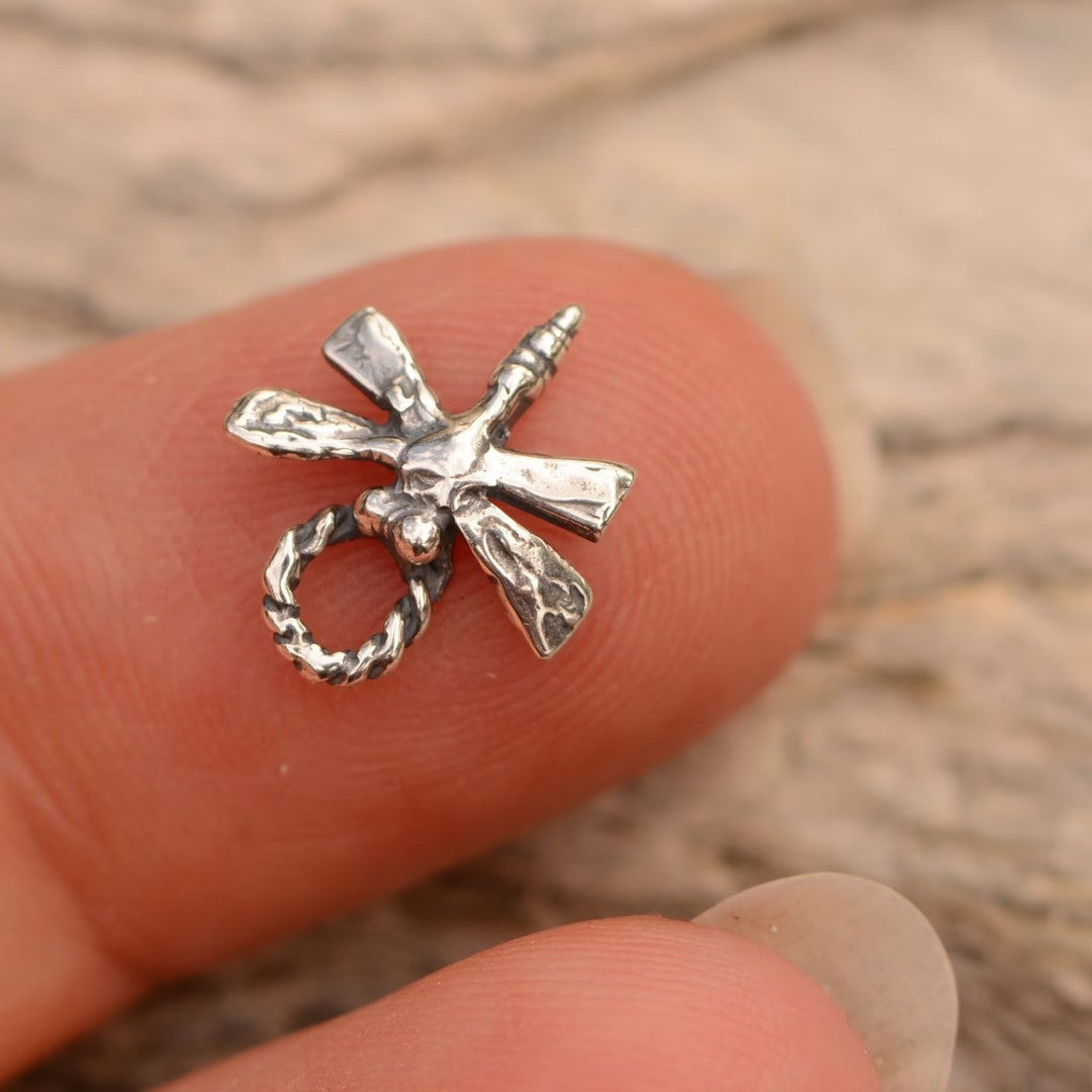 Libellen-Anhänger aus 925er Silber – Talisman für Veränderung und spirituelles Wachstum, handgefertigter Skulpturenschmuck im Boho-Stil, ideales Geschenk für Mutter, Tochter oder Freundin | Art Diva