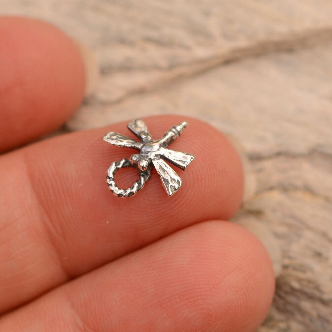 Libellen-Anhänger aus 925er Silber – Talisman für Veränderung und spirituelles Wachstum, handgefertigter Skulpturenschmuck im Boho-Stil, ideales Geschenk für Mutter, Tochter oder Freundin | Art Diva
