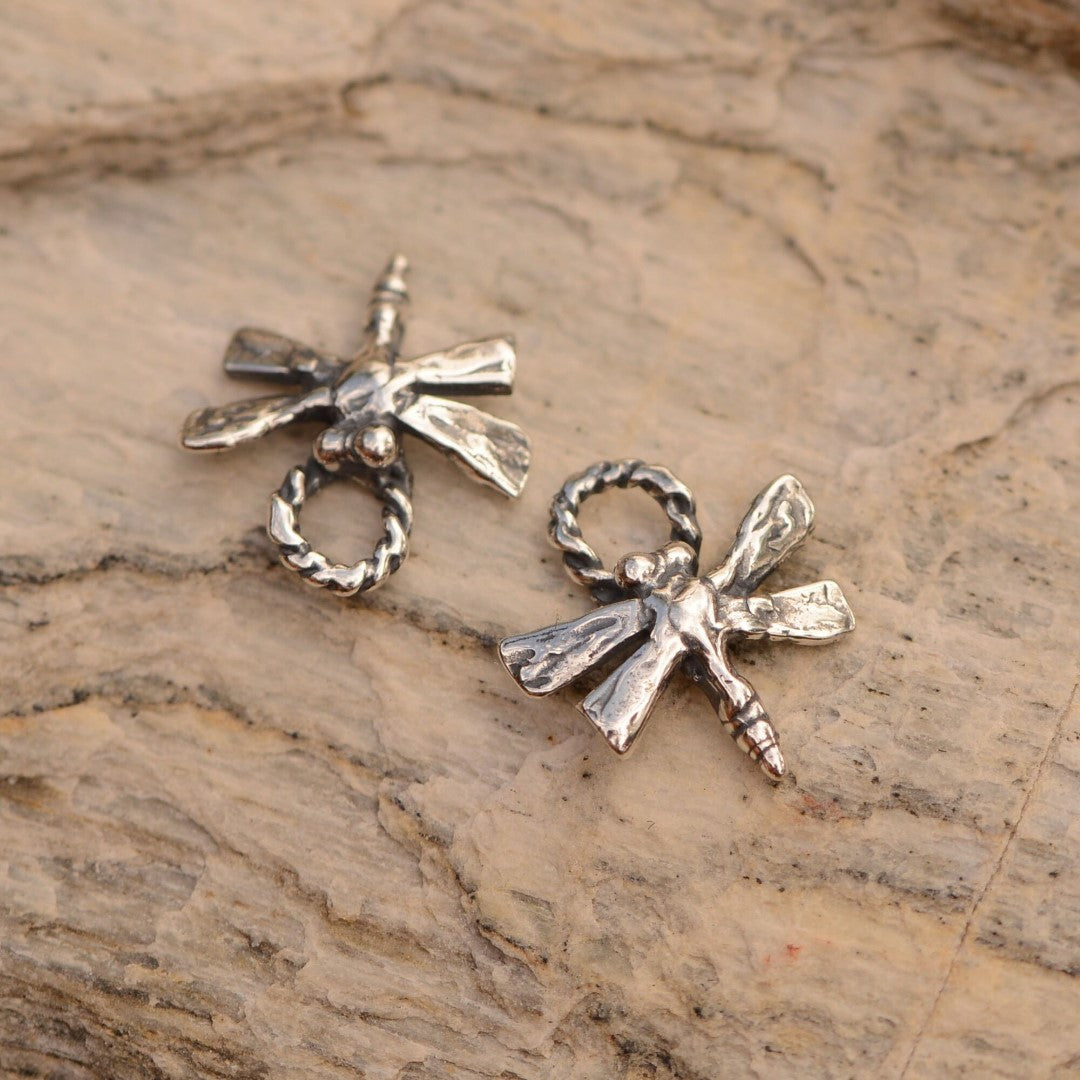Libellen-Anhänger aus 925er Silber – Talisman für Veränderung und spirituelles Wachstum, handgefertigter Skulpturenschmuck im Boho-Stil, ideales Geschenk für Mutter, Tochter oder Freundin | Art Diva
