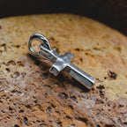 Kreuz-Anhänger aus 925er Silber – minimalistisches, handgefertigtes Design | Art Diva