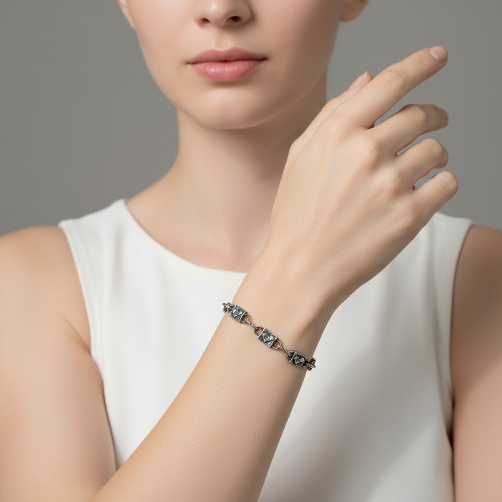 Herzen im Rhythmus – Armband aus 925er Silber | Symbol für Liebe & Verbundenheit | Art Diva